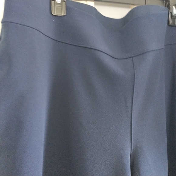 DG2 Diane Gilman Dark Navy Knit Ponte Pull on Pants Straight Leg 2X - Picture 4 of 11